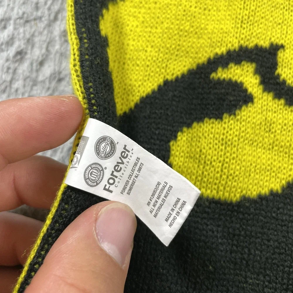 Iowa Hawkeyes Scarf Mens One Size Yellow NCAA Football Forever Collectibles